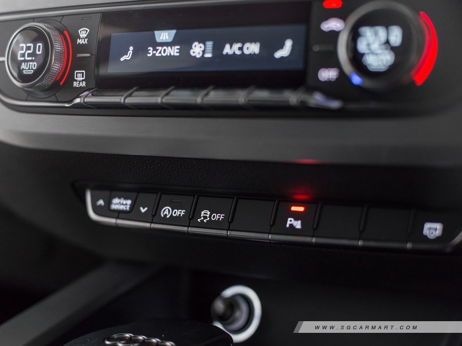 https://i.i-sgcm.com/new_cars/cars/12156/12156_g27