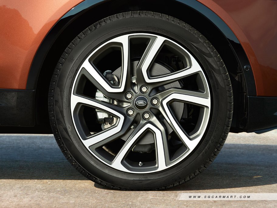 https://i.i-sgcm.com/new_cars/cars/12162/12162_g9