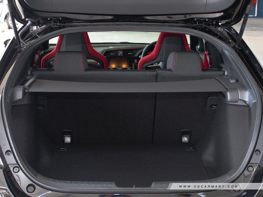 https://i.i-sgcm.com/new_cars/cars/12168/12168_g19
