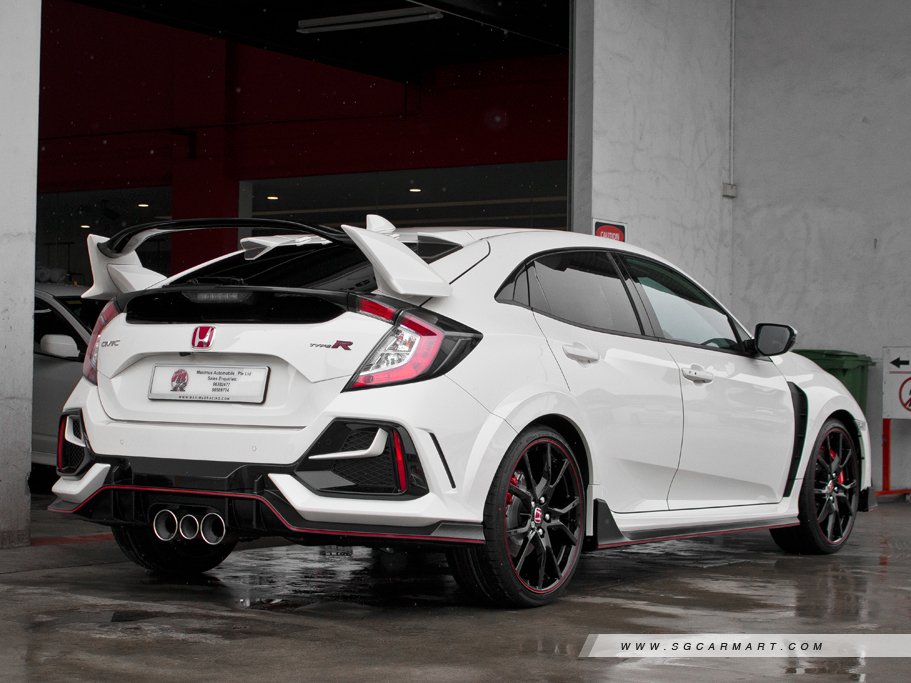 https://i.i-sgcm.com/new_cars/cars/12168/12168_g24