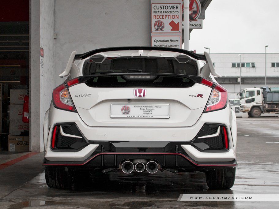 https://i.i-sgcm.com/new_cars/cars/12168/12168_g25