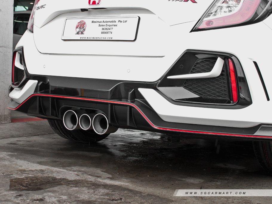 https://i.i-sgcm.com/new_cars/cars/12168/12168_g31