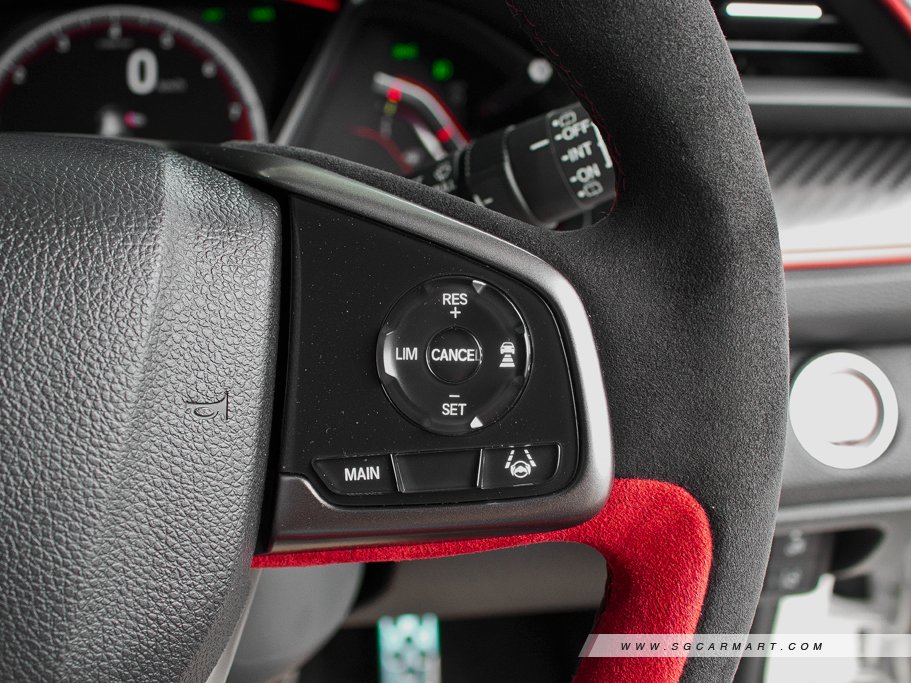 https://i.i-sgcm.com/new_cars/cars/12168/12168_g38