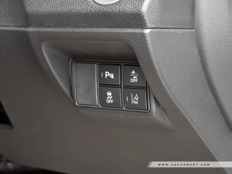 https://i.i-sgcm.com/new_cars/cars/12168/12168_g40