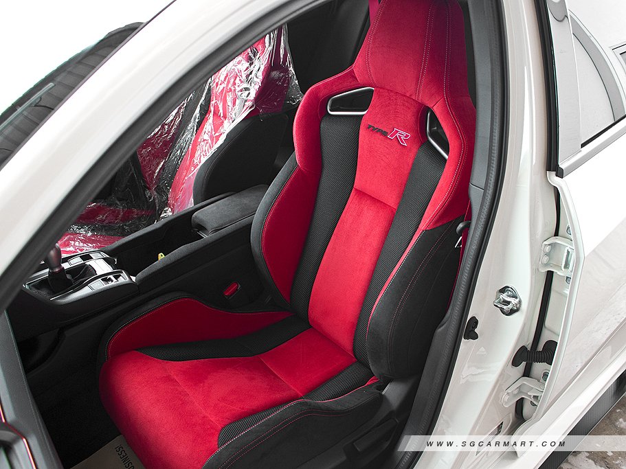 https://i.i-sgcm.com/new_cars/cars/12168/12168_g51