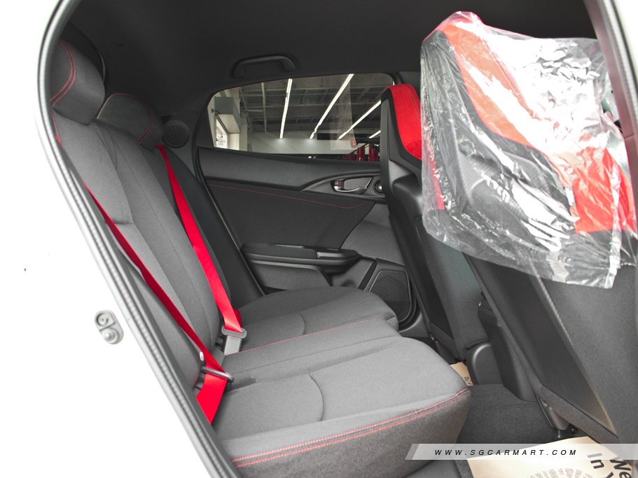 https://i.i-sgcm.com/new_cars/cars/12168/12168_g52