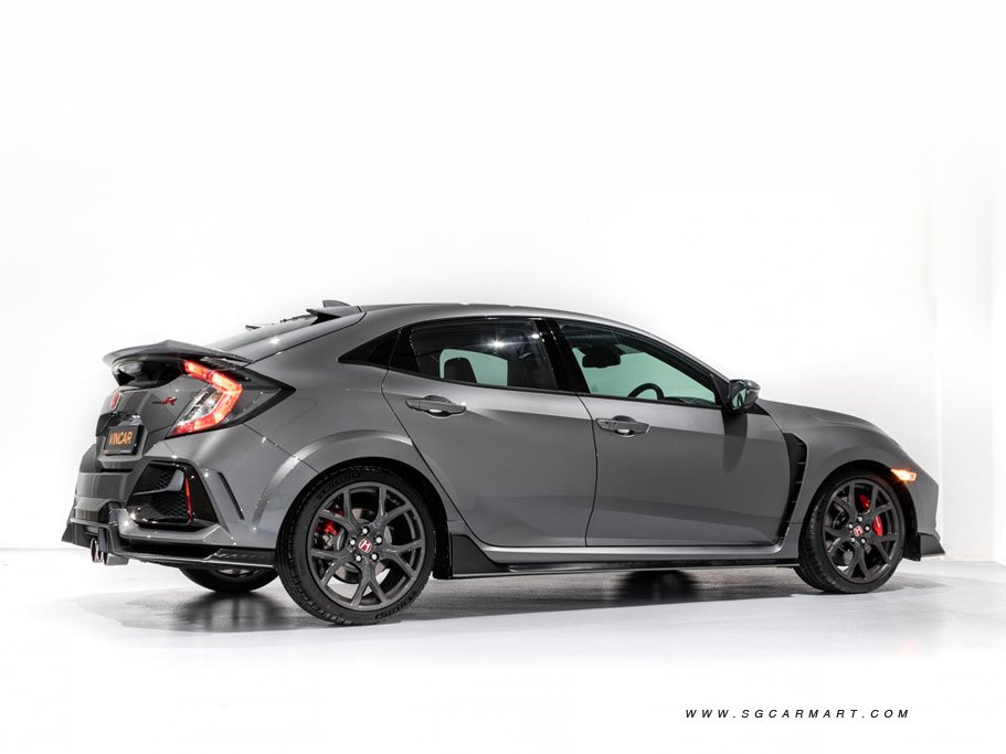 https://i.i-sgcm.com/new_cars/cars/12168/12168_g59