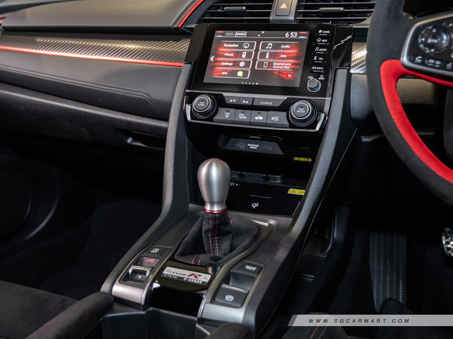 https://i.i-sgcm.com/new_cars/cars/12168/12168_g70