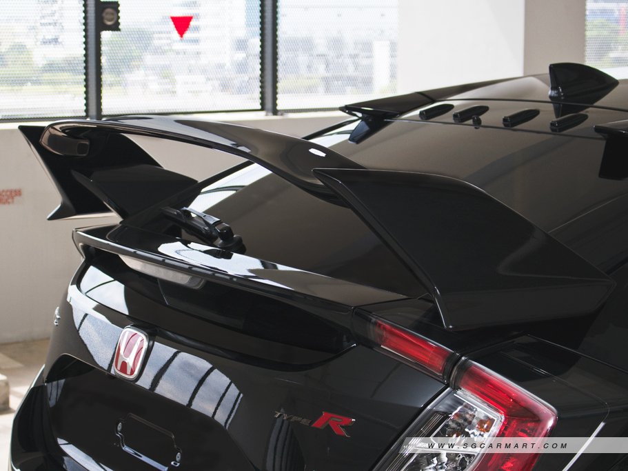 https://i.i-sgcm.com/new_cars/cars/12168/12168_g8