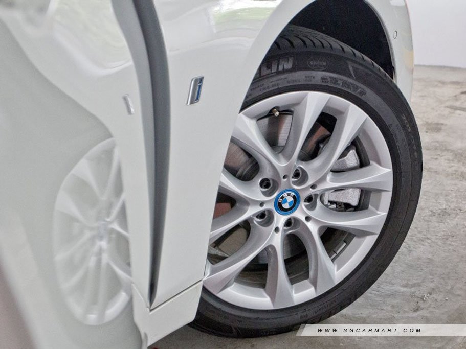 https://i.i-sgcm.com/new_cars/cars/12171/12171_g19