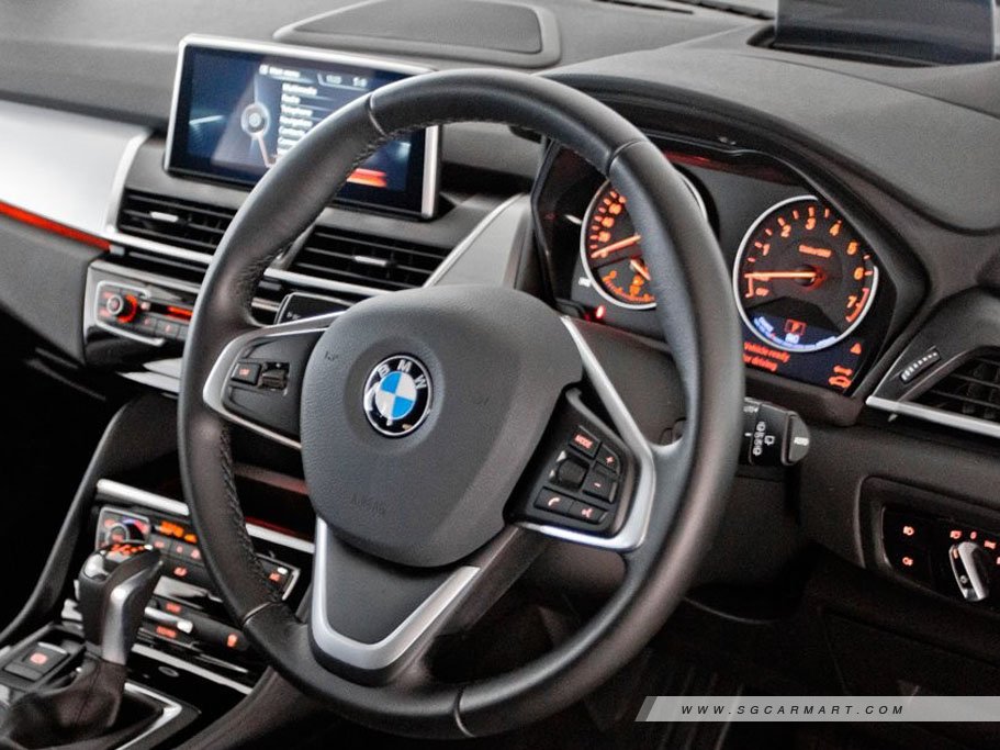 https://i.i-sgcm.com/new_cars/cars/12171/12171_g23