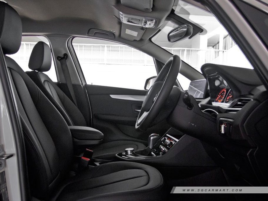 https://i.i-sgcm.com/new_cars/cars/12171/12171_g33