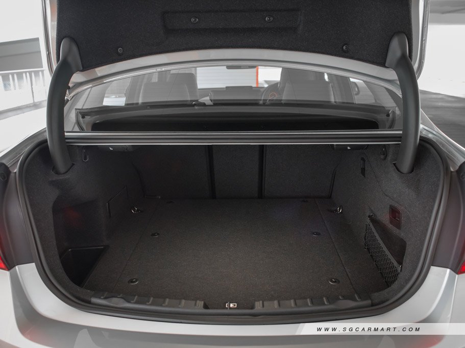 https://i.i-sgcm.com/new_cars/cars/12172/12172_g30