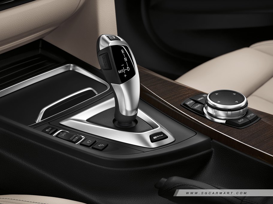 https://i.i-sgcm.com/new_cars/cars/12172/12172_g4