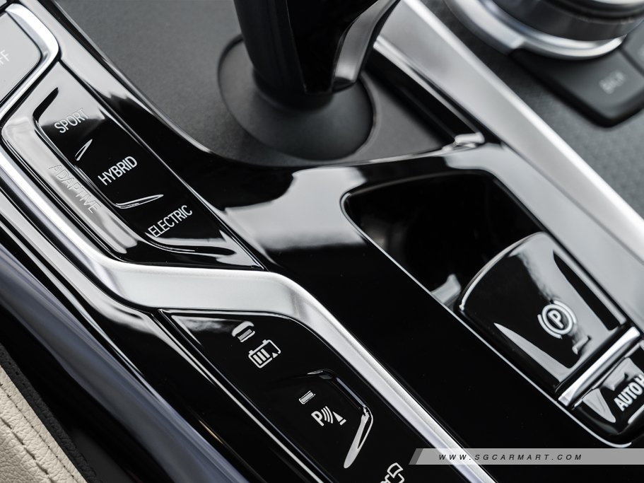 https://i.i-sgcm.com/new_cars/cars/12173/12173_g59