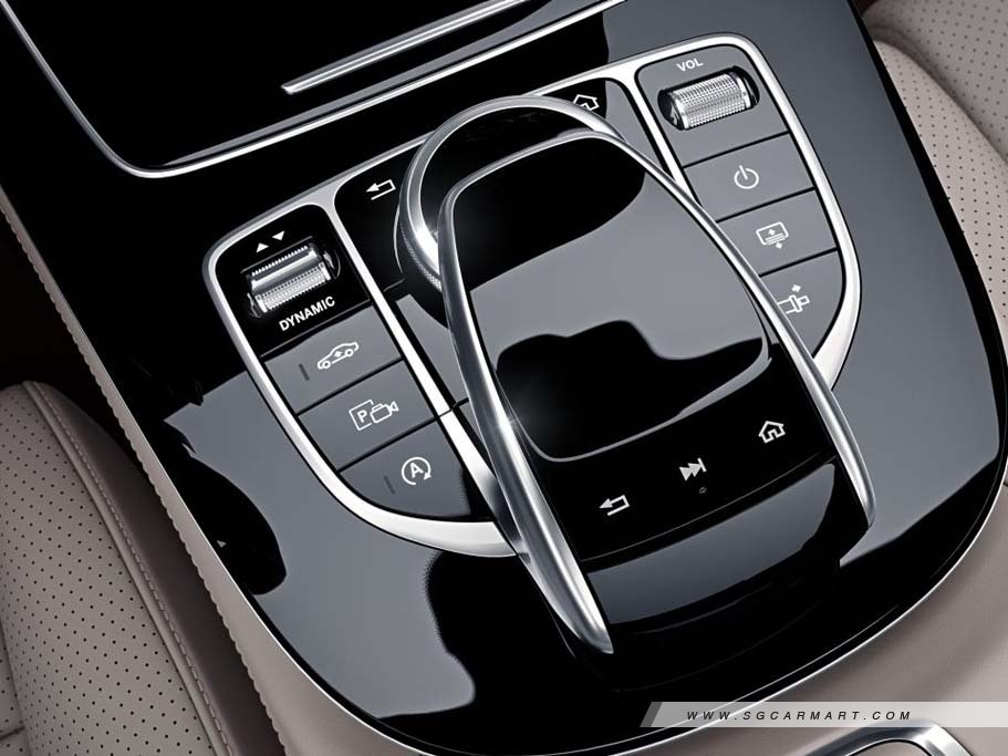 https://i.i-sgcm.com/new_cars/cars/12178/12178_g38