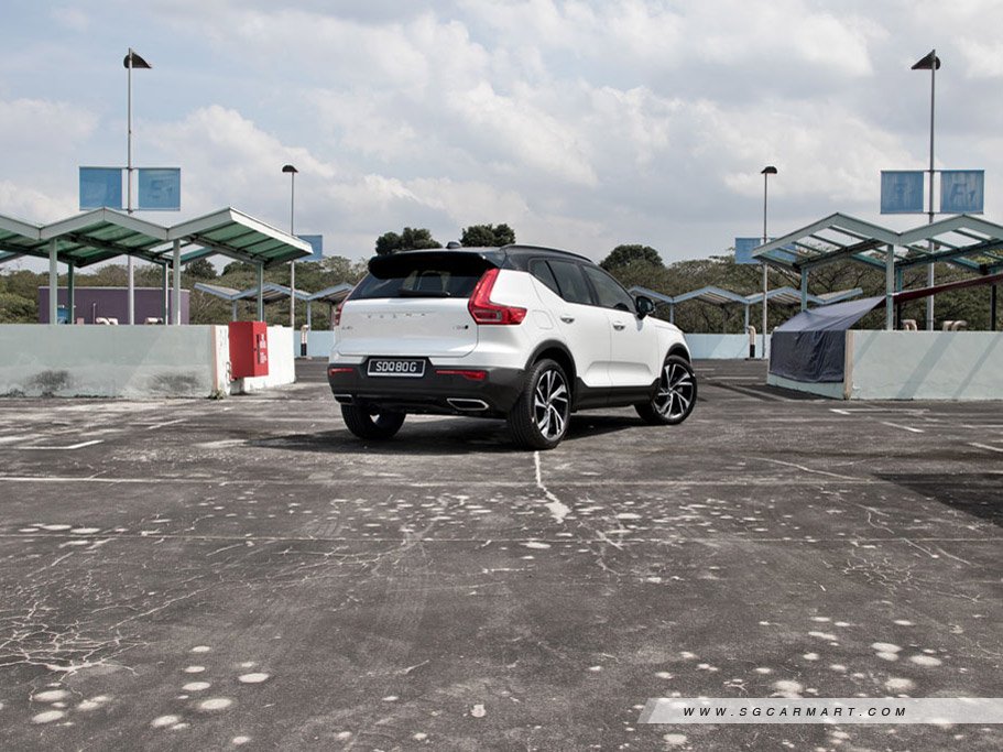 https://i.i-sgcm.com/new_cars/cars/12180/12180_g19
