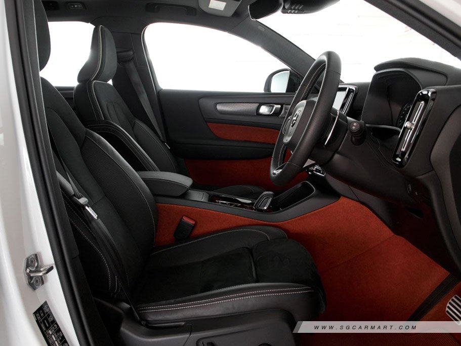 https://i.i-sgcm.com/new_cars/cars/12180/12180_g25