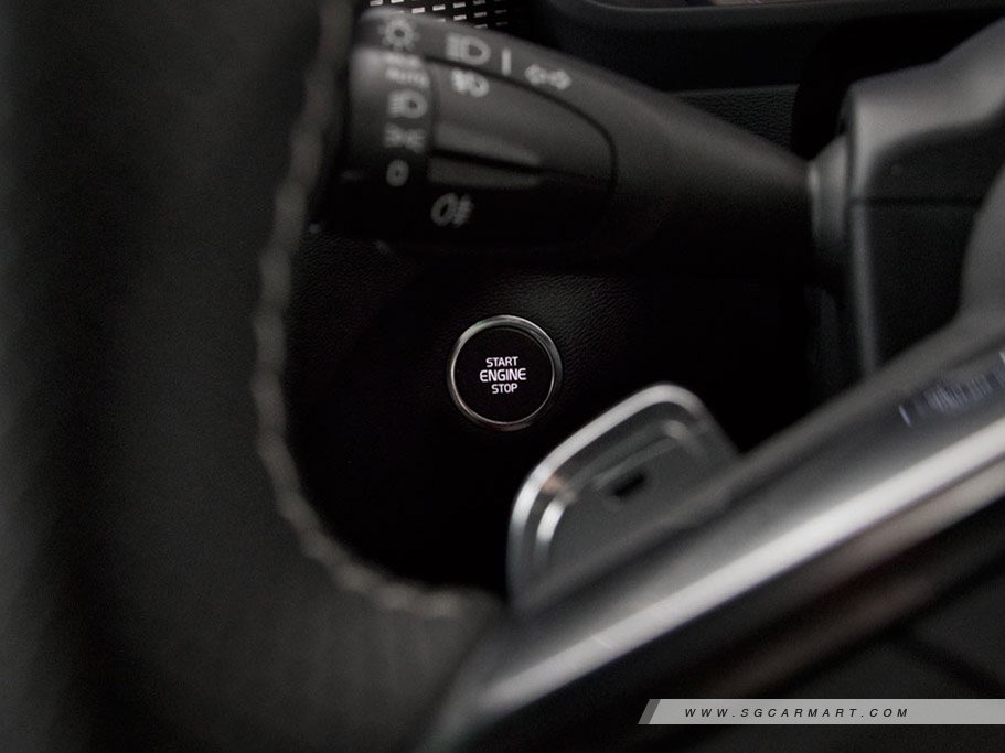 https://i.i-sgcm.com/new_cars/cars/12180/12180_g33