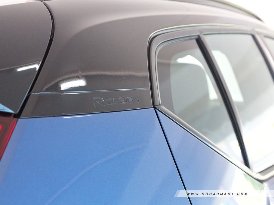 https://i.i-sgcm.com/new_cars/cars/12180/12180_g53
