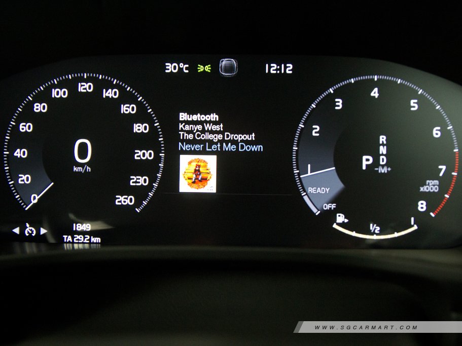 https://i.i-sgcm.com/new_cars/cars/12180/12180_g61