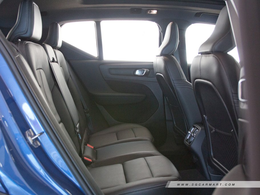 https://i.i-sgcm.com/new_cars/cars/12180/12180_g82