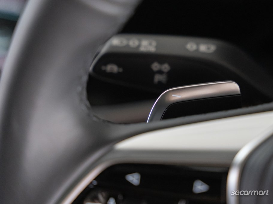 https://i.i-sgcm.com/new_cars/cars/12183/12183_g109