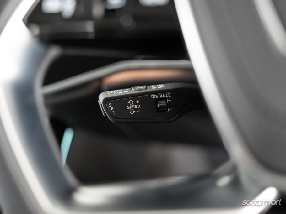 https://i.i-sgcm.com/new_cars/cars/12183/12183_g111