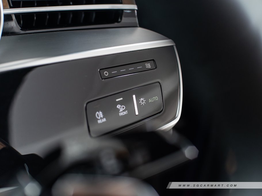 https://i.i-sgcm.com/new_cars/cars/12183/12183_g31