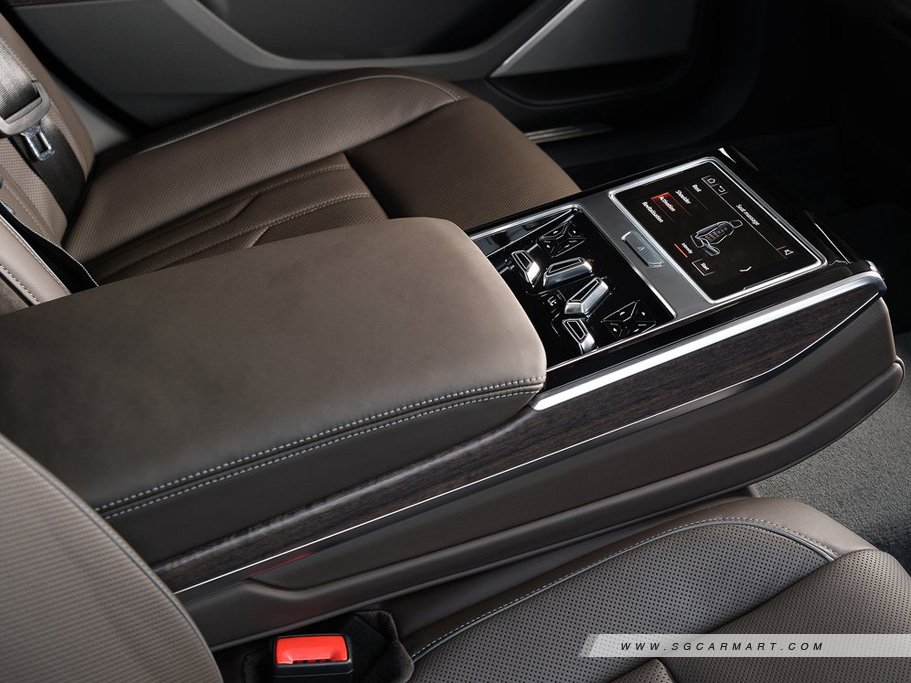https://i.i-sgcm.com/new_cars/cars/12183/12183_g50