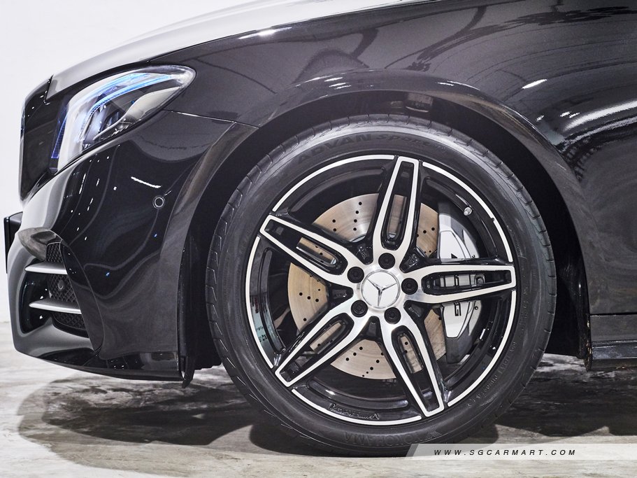https://i.i-sgcm.com/new_cars/cars/12184/12184_g33
