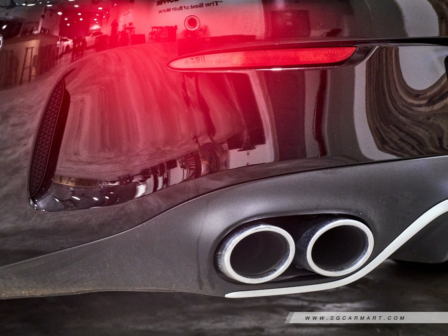 https://i.i-sgcm.com/new_cars/cars/12184/12184_g40