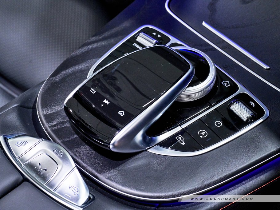 https://i.i-sgcm.com/new_cars/cars/12184/12184_g73