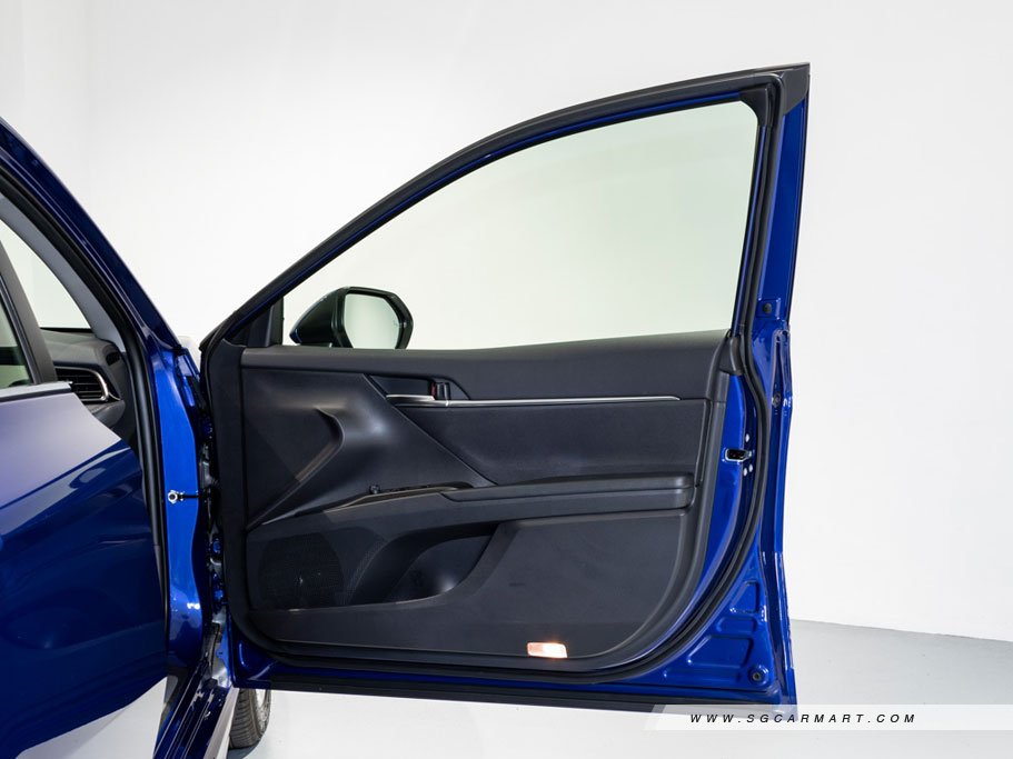 https://i.i-sgcm.com/new_cars/cars/12189/12189_g121