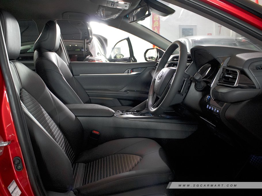 https://i.i-sgcm.com/new_cars/cars/12189/12189_g51