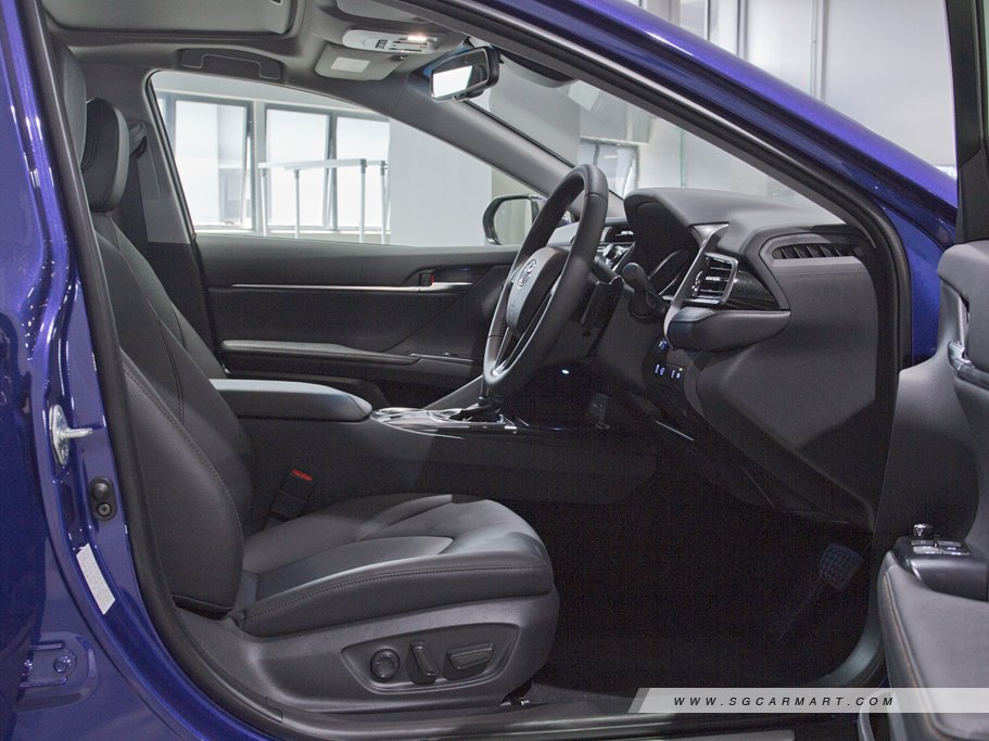 https://i.i-sgcm.com/new_cars/cars/12189/12189_g74