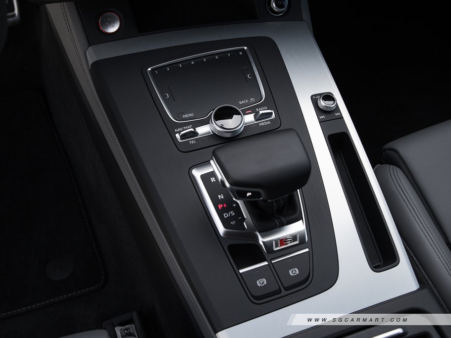 https://i.i-sgcm.com/new_cars/cars/12192/12192_g13