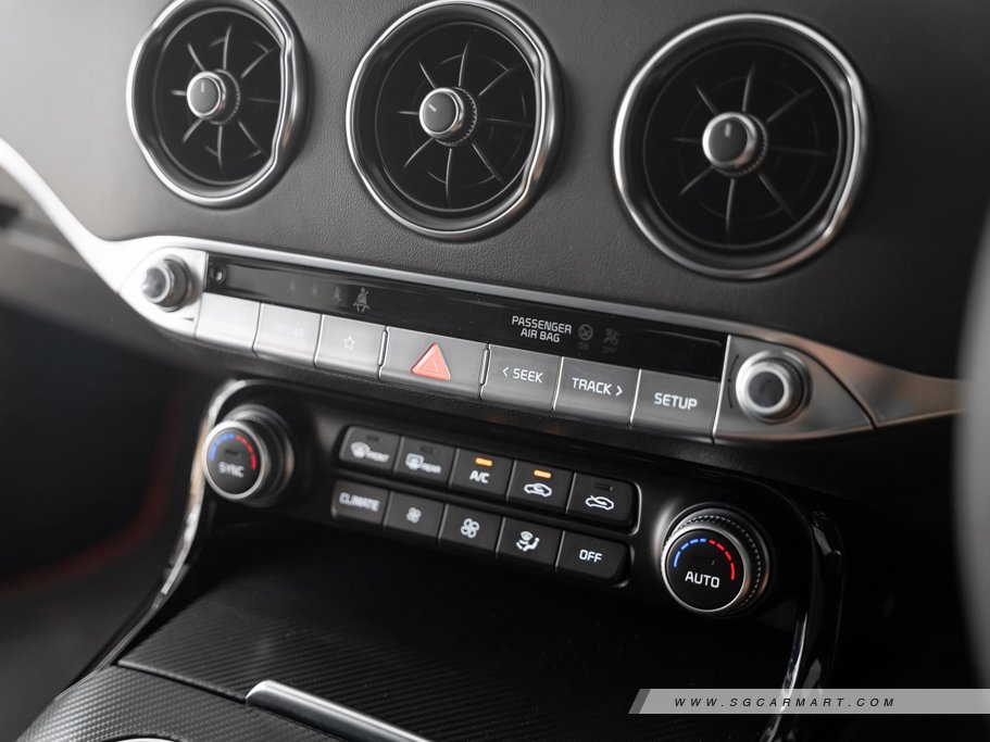 https://i.i-sgcm.com/new_cars/cars/12193/12193_g174