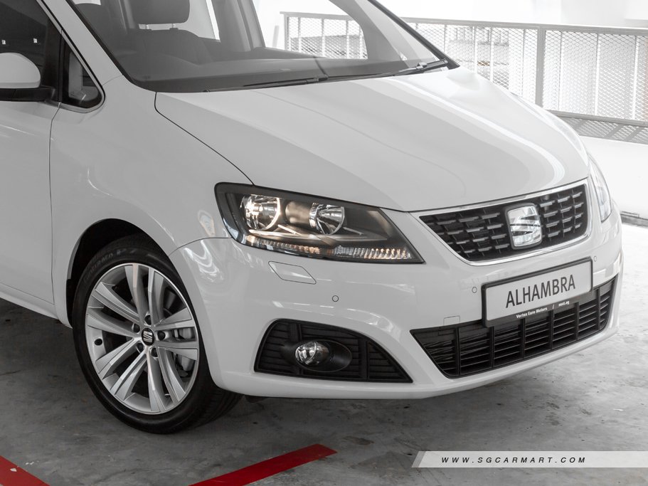 https://i.i-sgcm.com/new_cars/cars/12194/12194_g17
