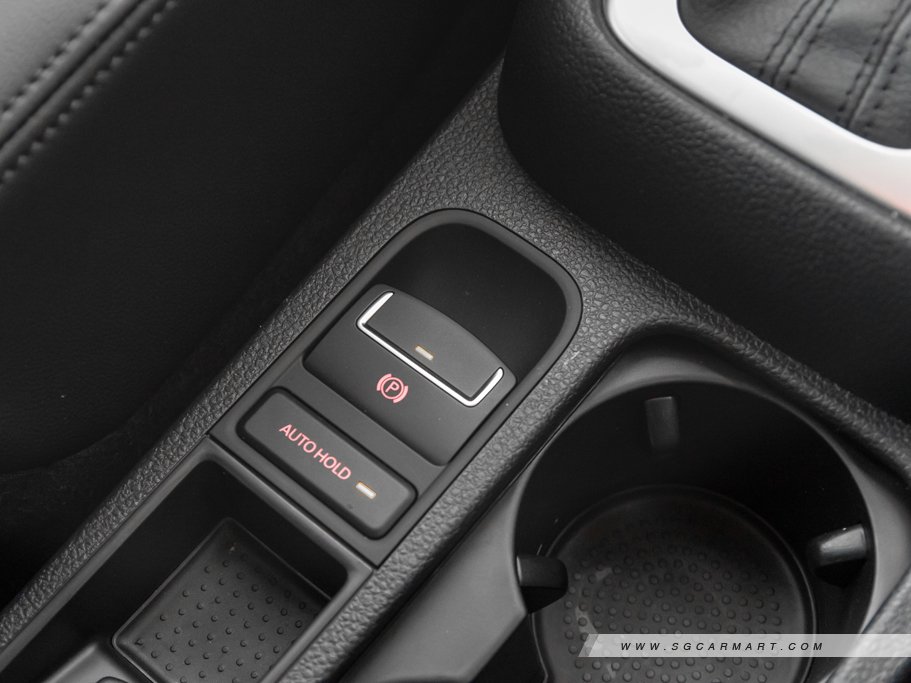 https://i.i-sgcm.com/new_cars/cars/12194/12194_g30