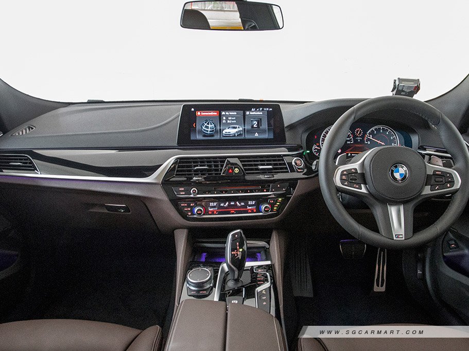 https://i.i-sgcm.com/new_cars/cars/12196/12196_g16