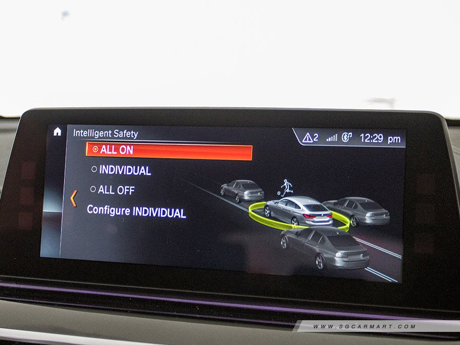 https://i.i-sgcm.com/new_cars/cars/12196/12196_g26