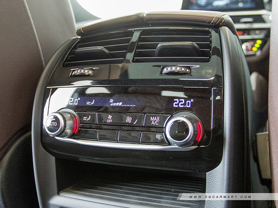 https://i.i-sgcm.com/new_cars/cars/12196/12196_g33