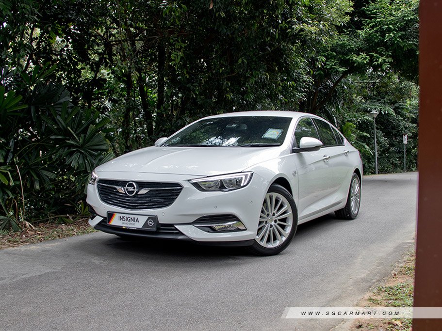 https://i.i-sgcm.com/new_cars/cars/12208/12208_g15