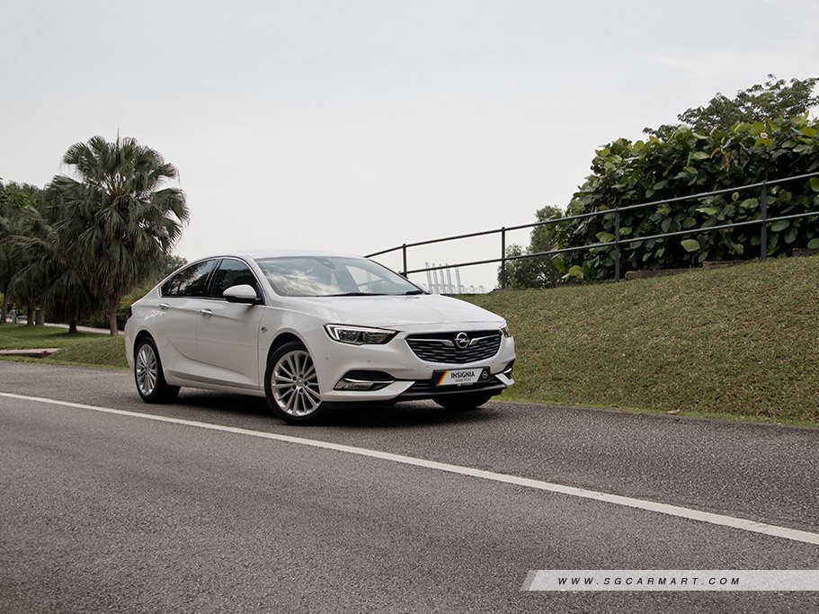 https://i.i-sgcm.com/new_cars/cars/12208/12208_g17