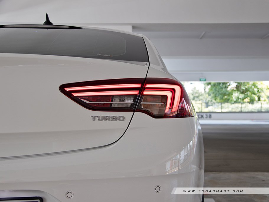 https://i.i-sgcm.com/new_cars/cars/12208/12208_g22