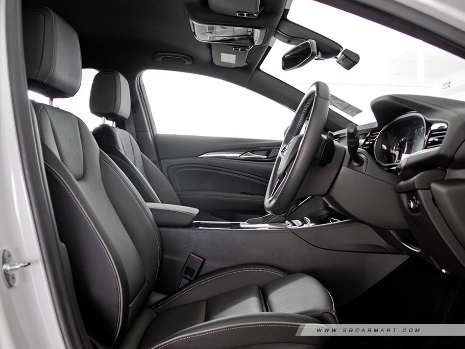 https://i.i-sgcm.com/new_cars/cars/12208/12208_g24