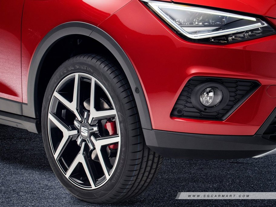 https://i.i-sgcm.com/new_cars/cars/12210/12210_g10