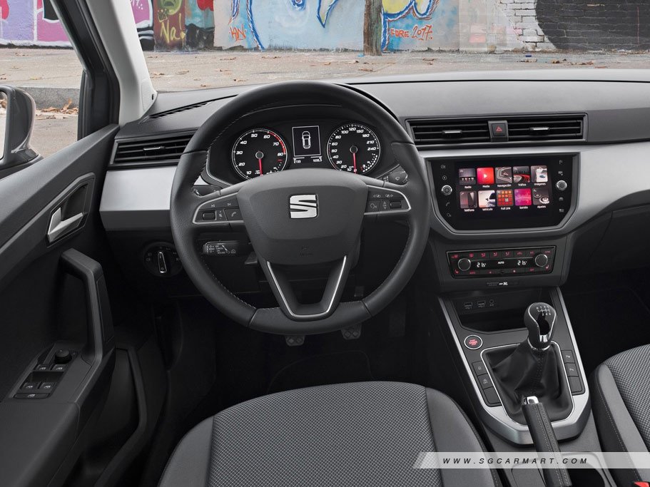https://i.i-sgcm.com/new_cars/cars/12210/12210_g12