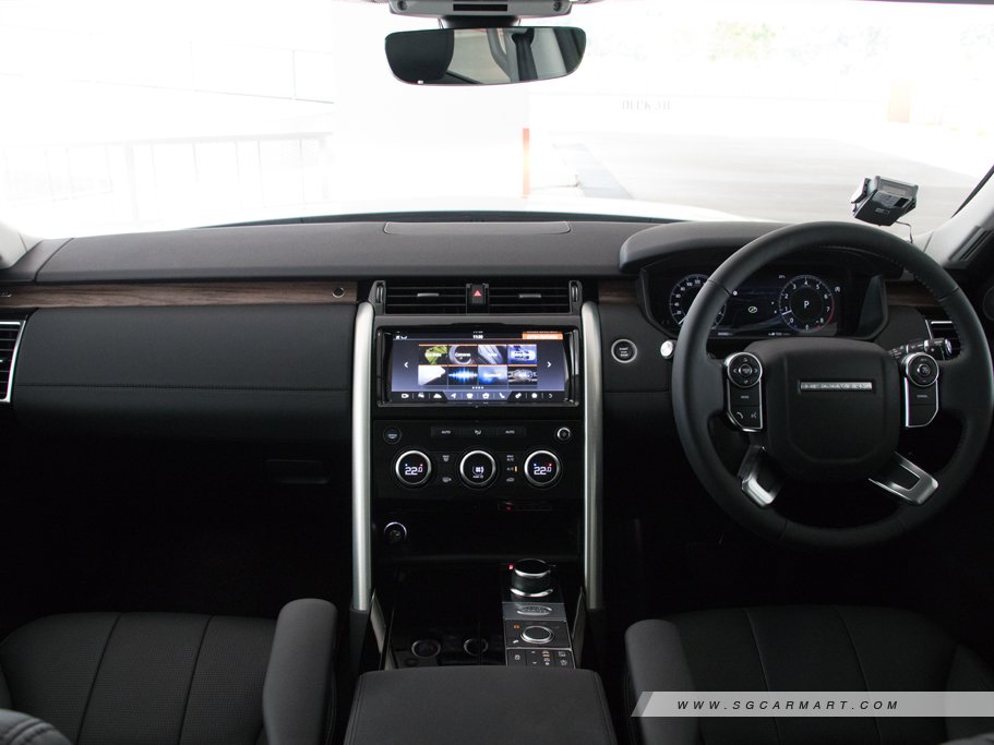 https://i.i-sgcm.com/new_cars/cars/12211/12211_g37